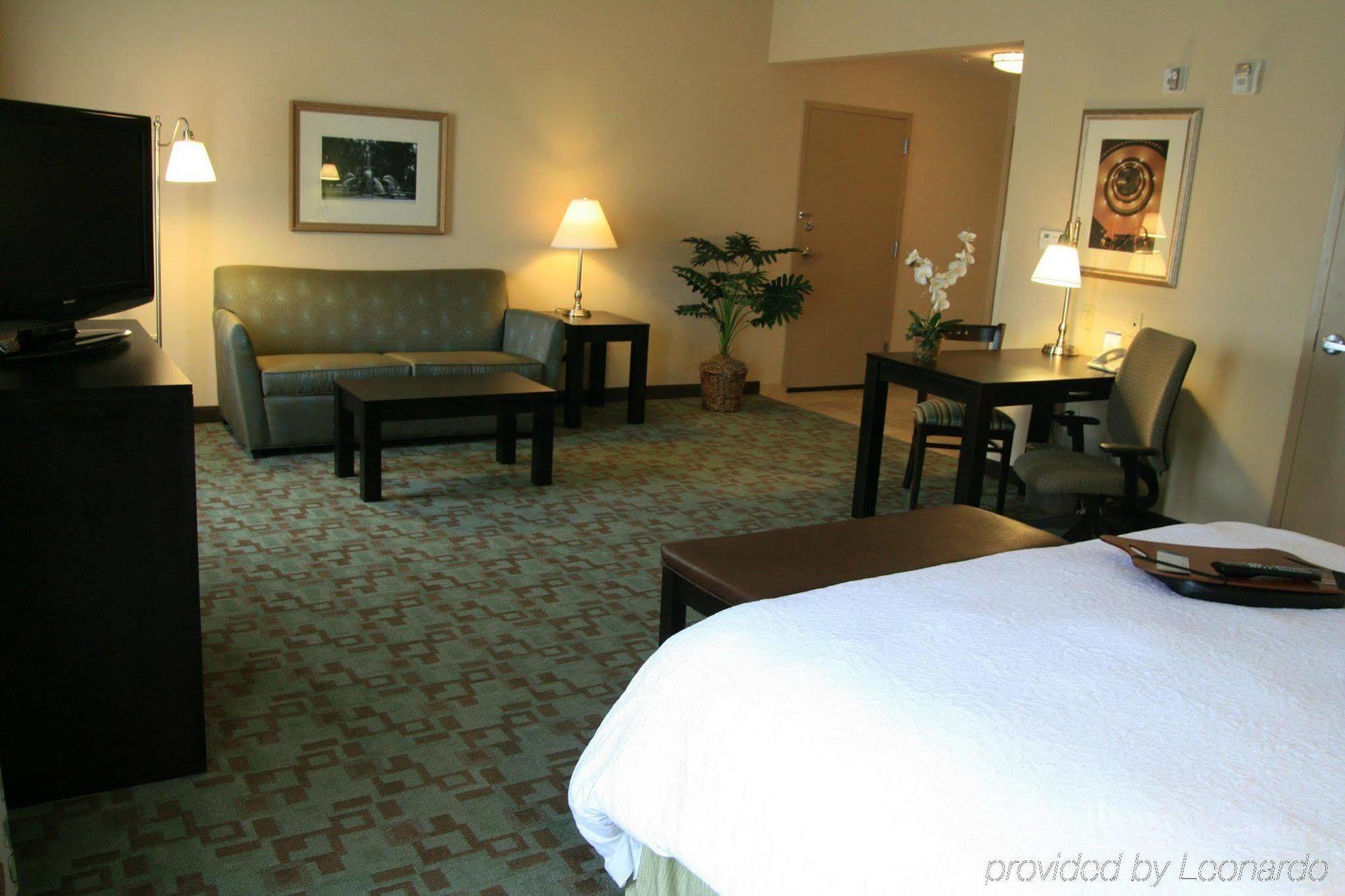 Hampton Inn And Suites Savannah-Airport Room photo